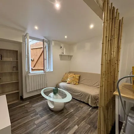 L Place Des Vosges L Gare 2 Apartment *
